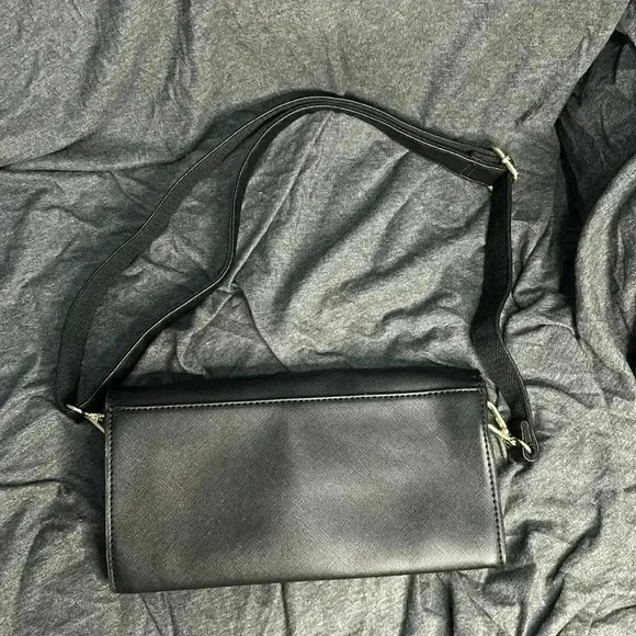 Betsey Johnson hand bag, black with gold. - Picture 3 of 9